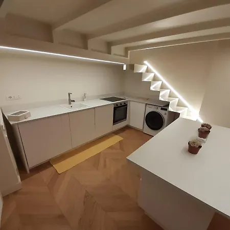 公寓 Loft Prestigioso Nel Centro Di 圣雷默