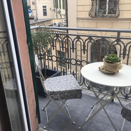 Lägenhet Loft Prestigioso Nel Centro Di *