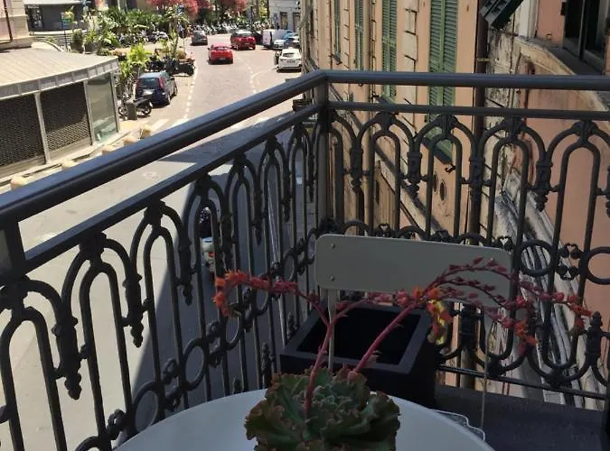 Loft Prestigioso Nel Centro Di Sanremo