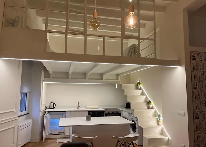 Lejlighed Loft Prestigioso Nel Centro Di Sanremo