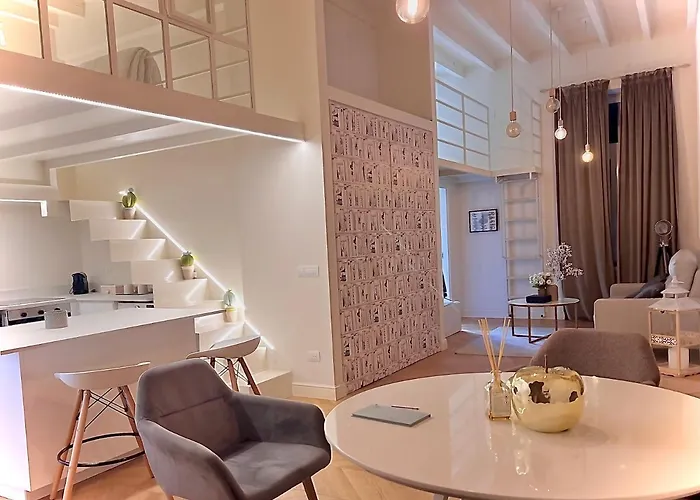 Lejlighed Loft Prestigioso Nel Centro Di Sanremo